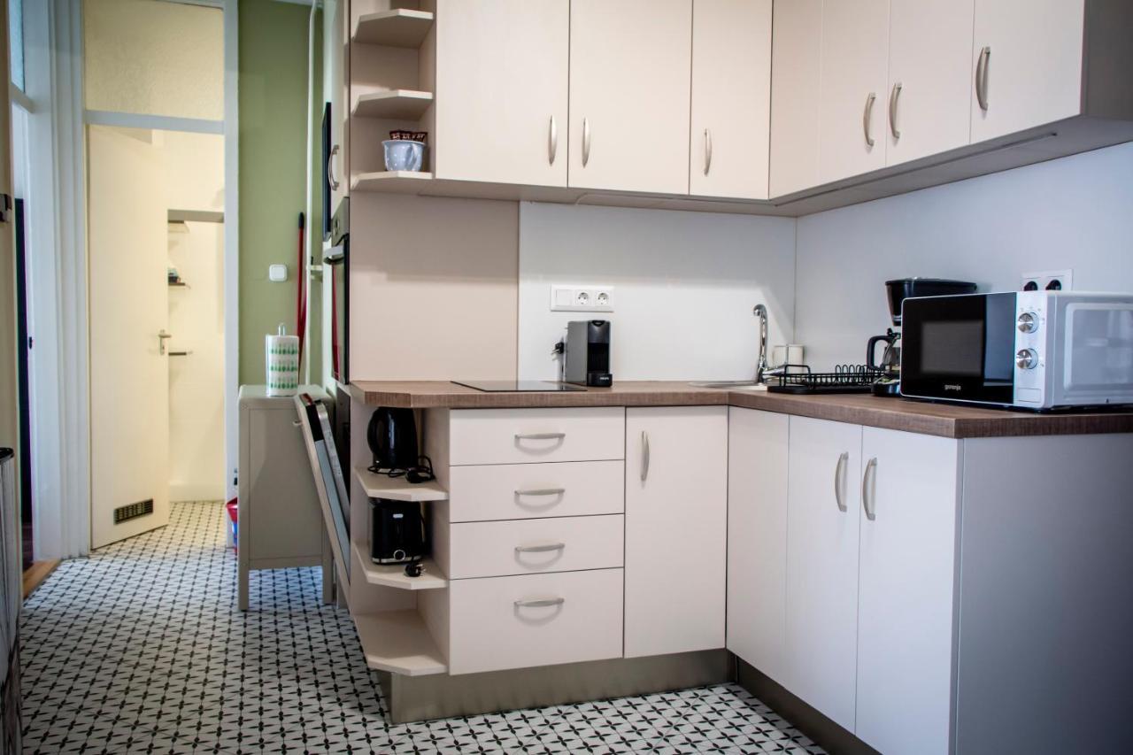 Centergom Apartment Естергом Екстериор снимка
