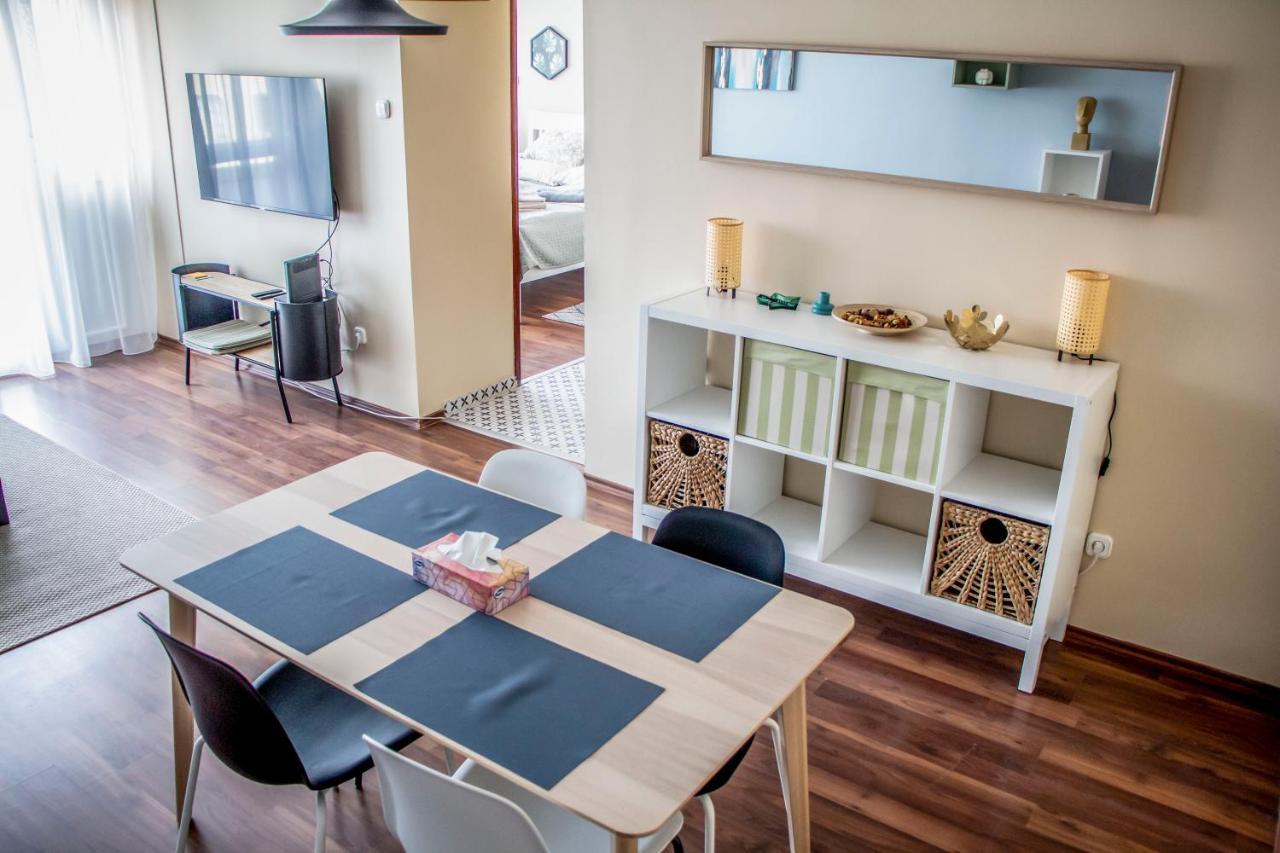 Centergom Apartment Естергом Екстериор снимка